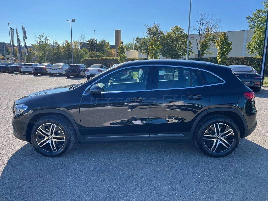 Mercedes-Benz GLA 200 d A/T