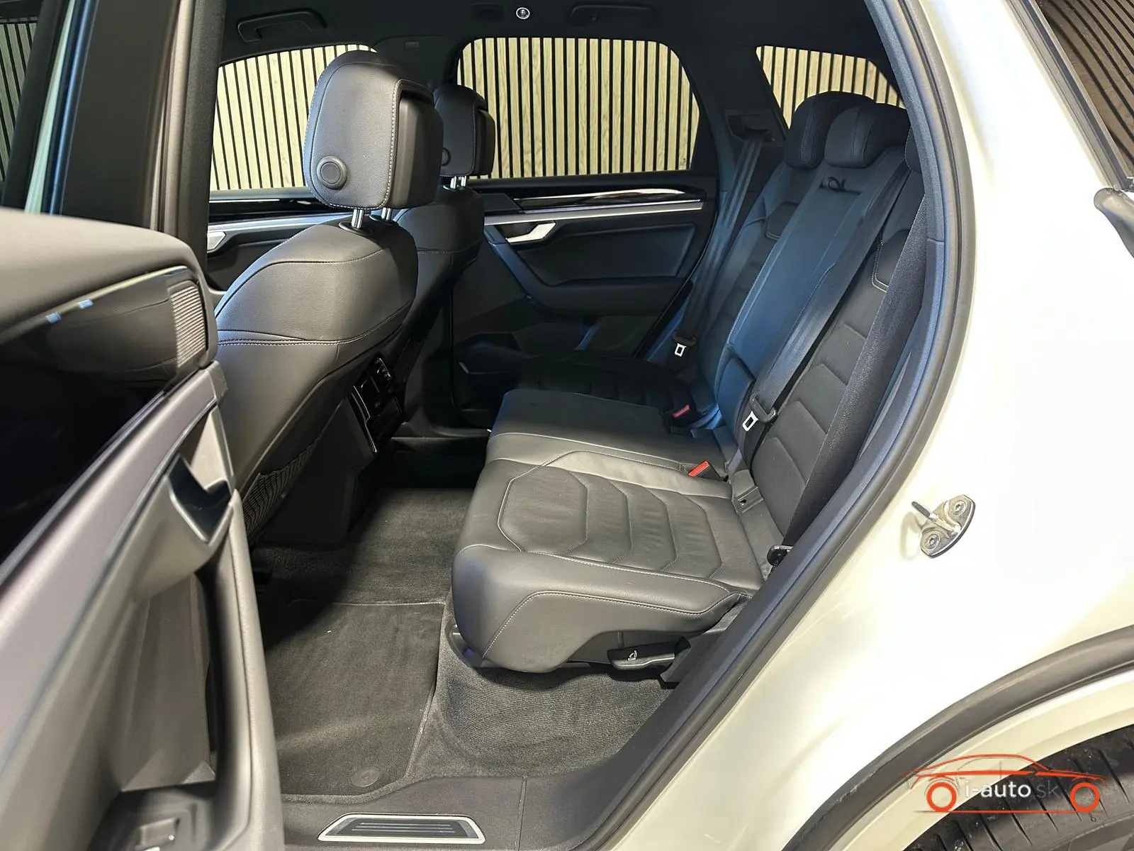 Volkswagen Touareg 2021 na predaj – fotografia 18