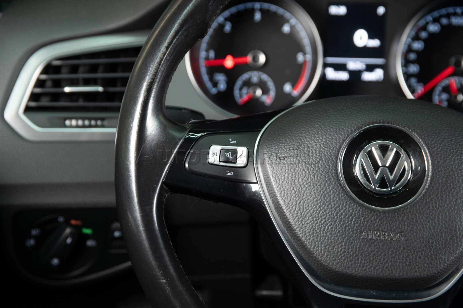 Volkswagen Golf 2017 na predaj – fotografia 15