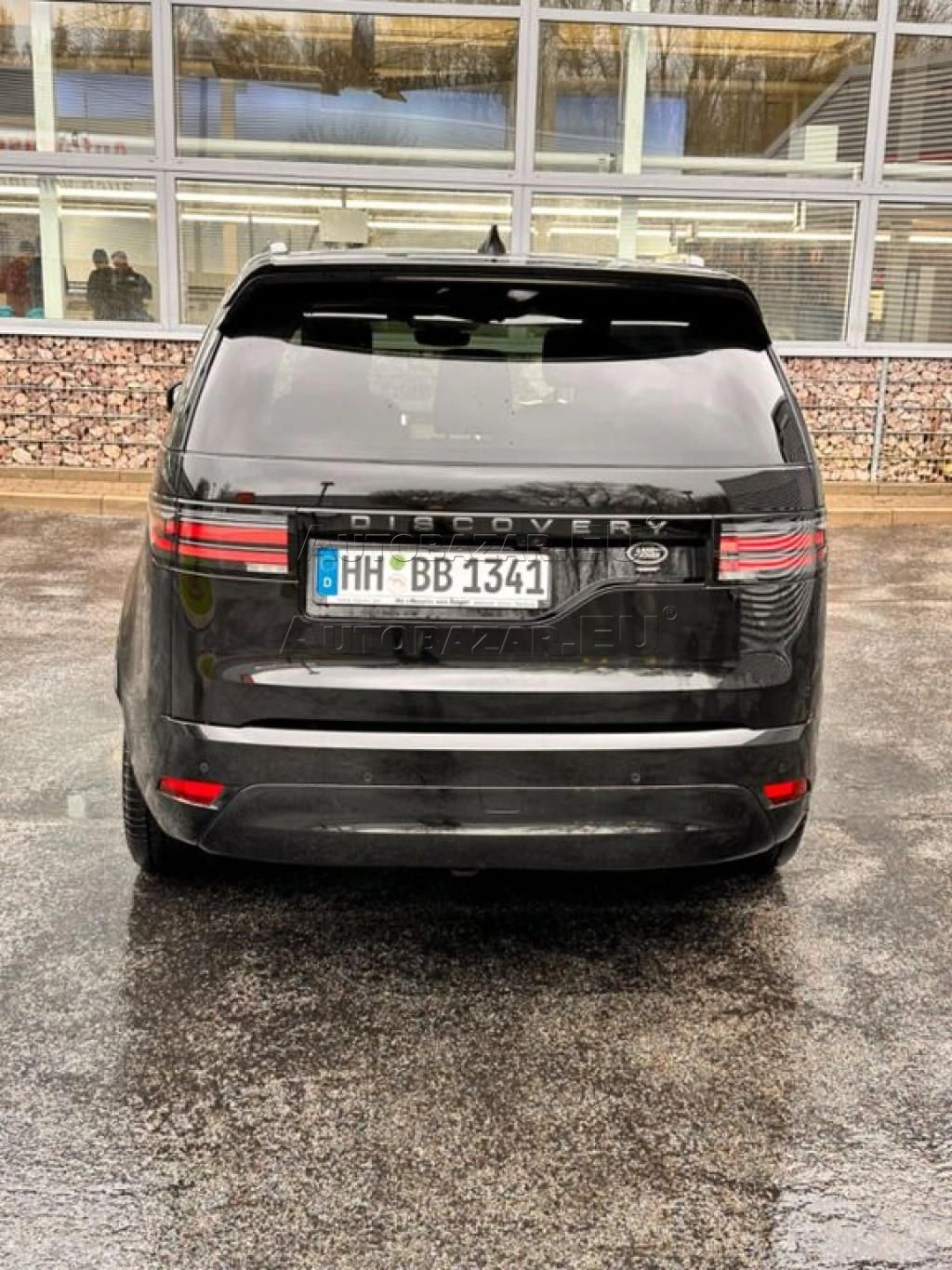 Land Rover Discovery 3.0 I6 D300 MHEV R-Dynamic AWD A/T