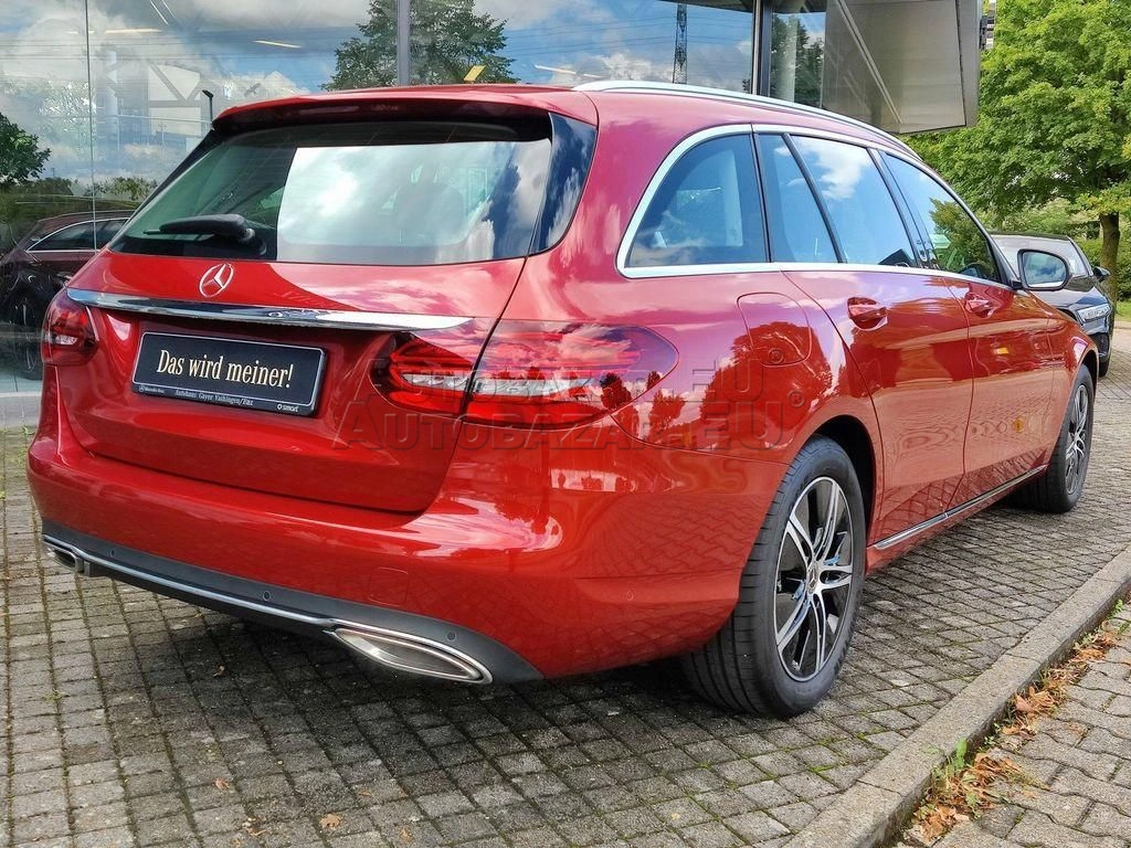 Mercedes C trieda T 300 A/T