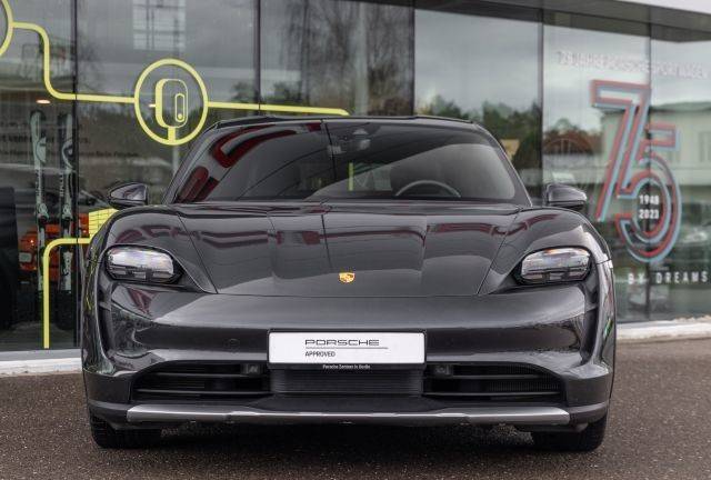 Porsche Taycan 4 Cross Turismo
