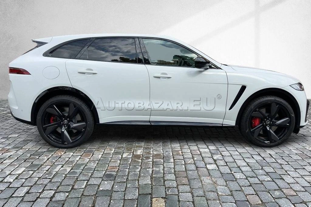 Jaguar F-Pace 5.0 V8 P550 SVR AWD A/T