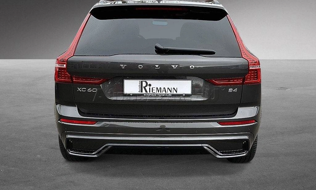 Volvo XC60 B4 Plus Dark A/T