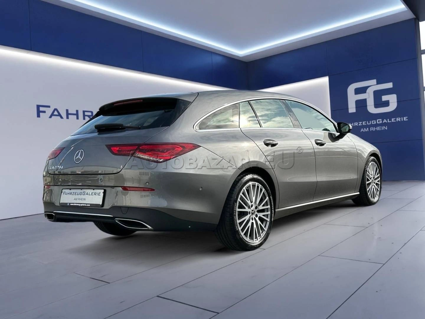 Mercedes-Benz CLA Shooting Brake SB 220 d A/T