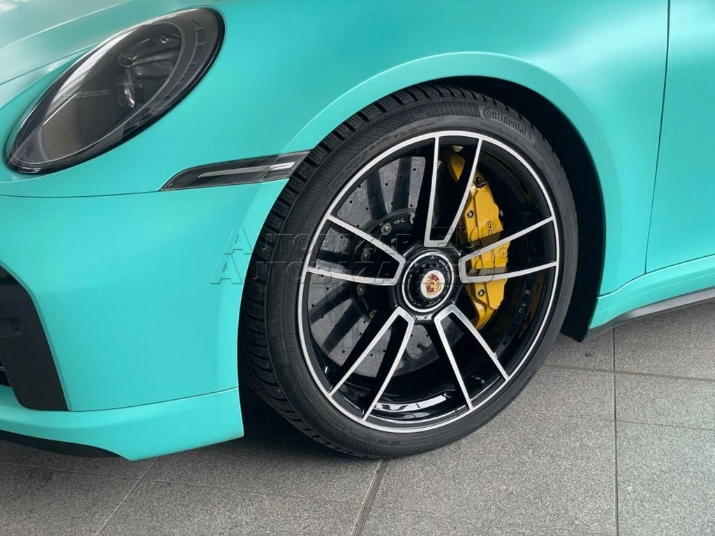 Porsche 911 Carrera Cabrio Turbo S Cabrio 4x4 A/T