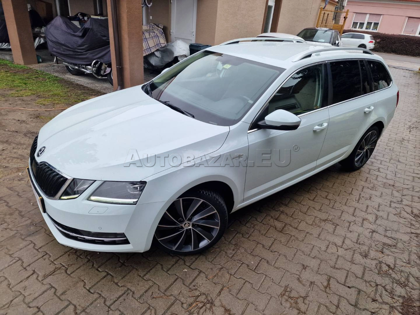 Škoda Octavia Combi 2.0 TDI 184k L&K DSG 4x4 EU6