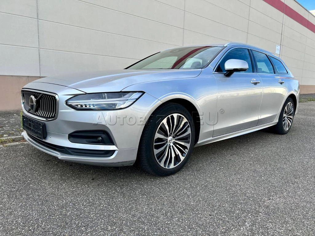Volvo V90 B4 Momentum Pro A/T