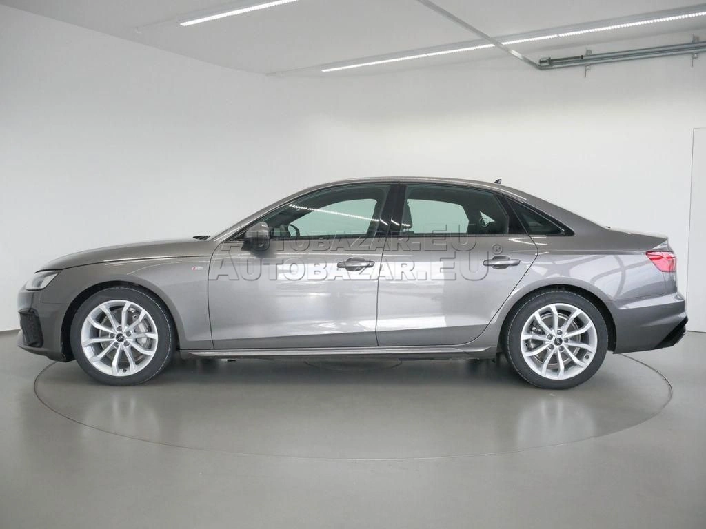 Audi A4 40 2.0 TFSI mHEV S line S tronic