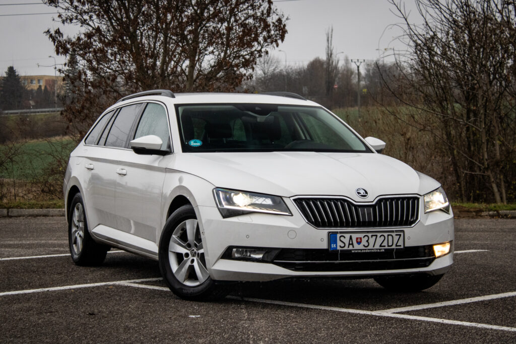 Škoda Superb Combi
