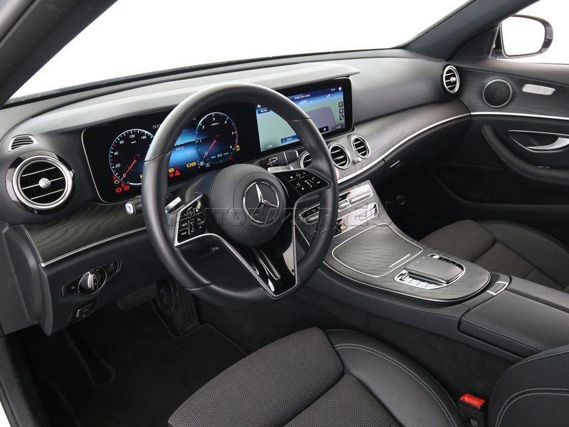 Mercedes-Benz E trieda Kombi 220 d mHEV A/T