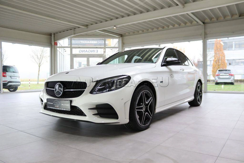 Mercedes-Benz C trieda Sedan 300 d mHEV A/T