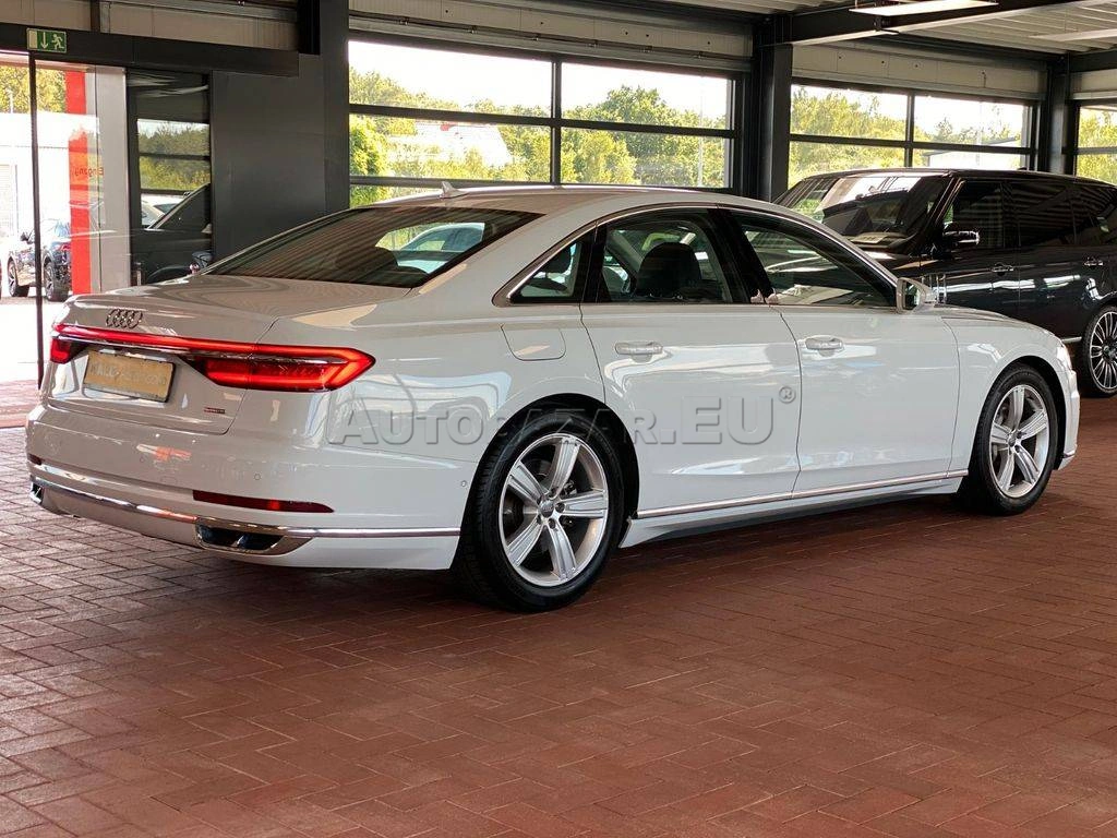 Audi A8 50 3.0 TDI V6 quattro tiptronic