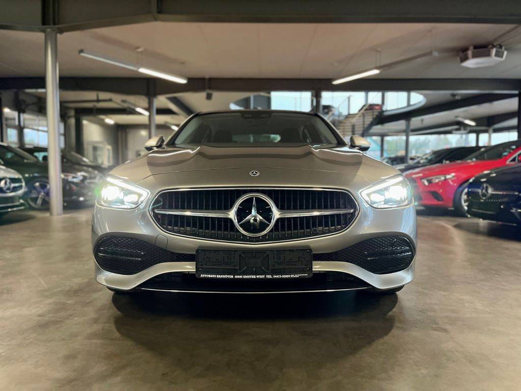 Mercedes-Benz C trieda Sedan Mercedes Benz  220d 9G