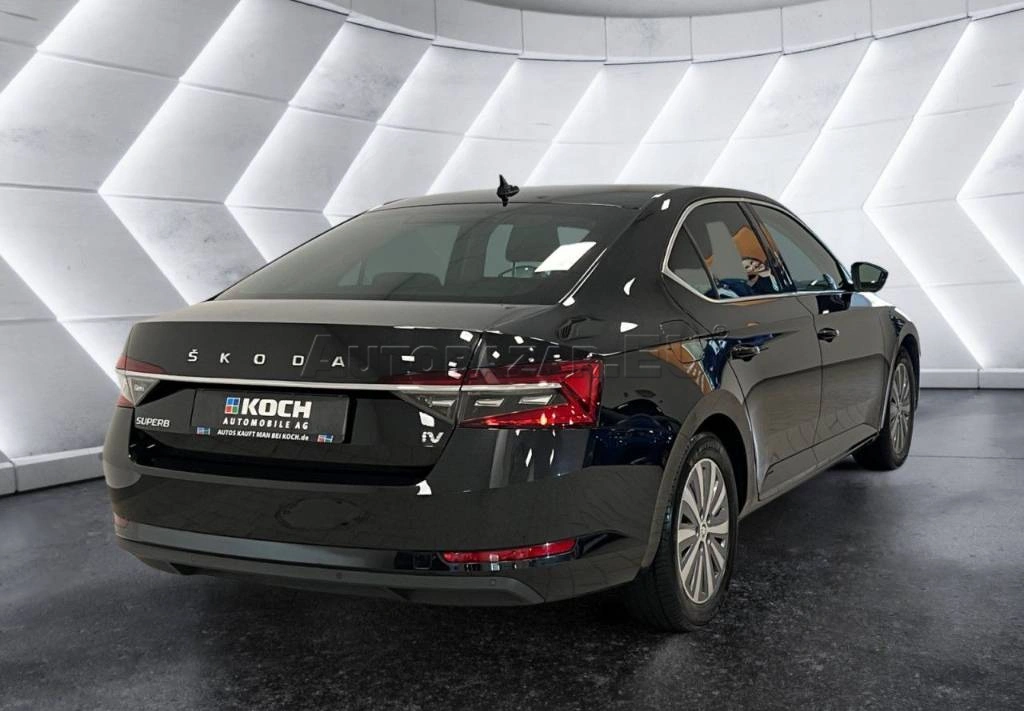 Škoda Superb 1.4 TSI DSG iV STYLE