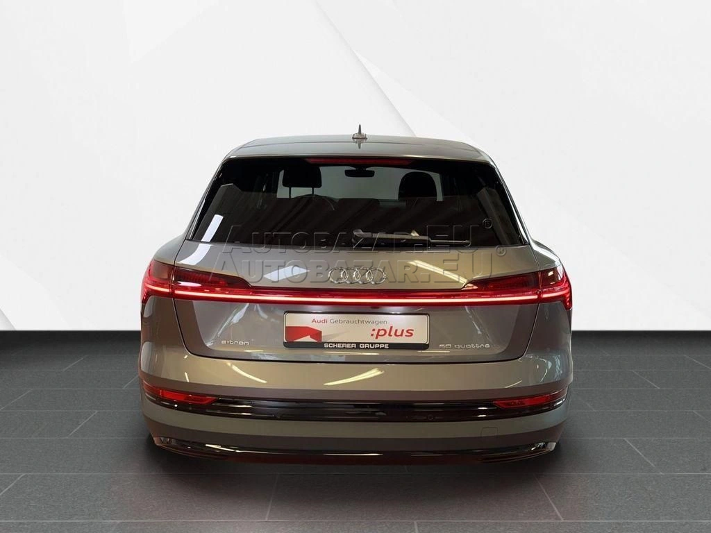 Audi e-tron 50 quattro
