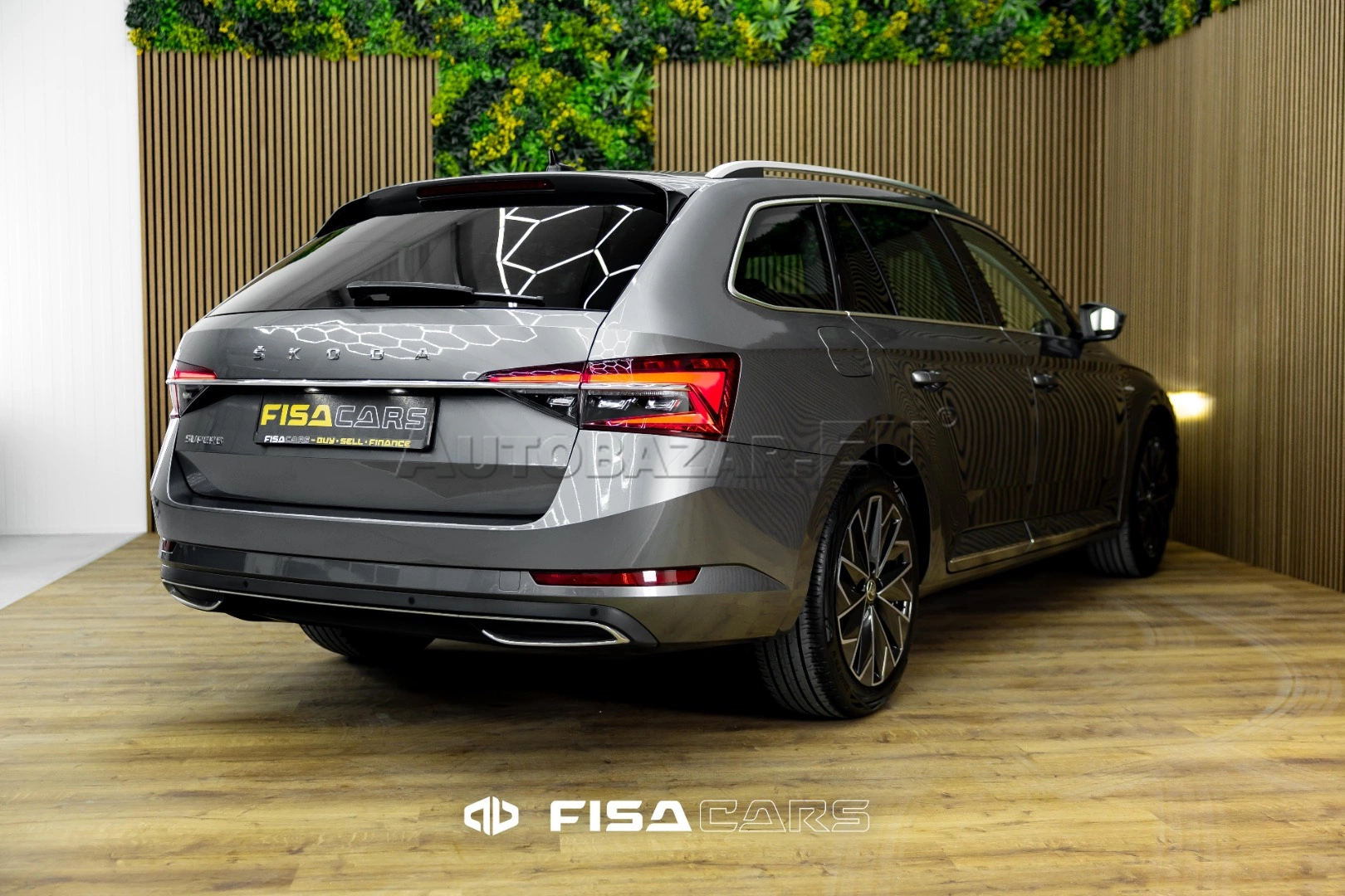 Škoda Superb Combi 2.0 TDI SCR L&K DSG