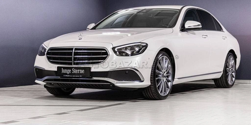 Mercedes-Benz E trieda Sedan 300 d mHEV 4MATIC A/T