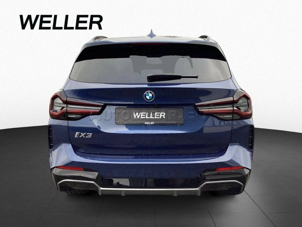 BMW iX3 A/T