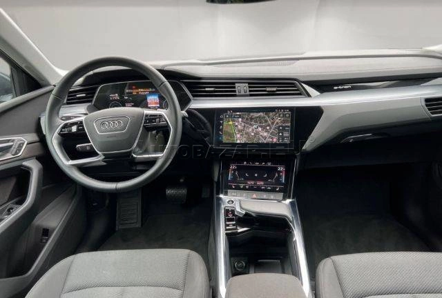 Audi E-tron 55 quattro Advanced