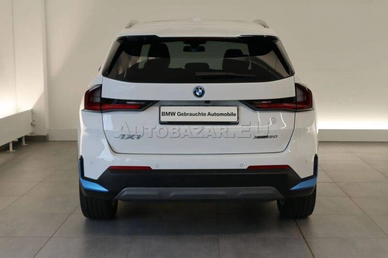 BMW iX1 xDrive
