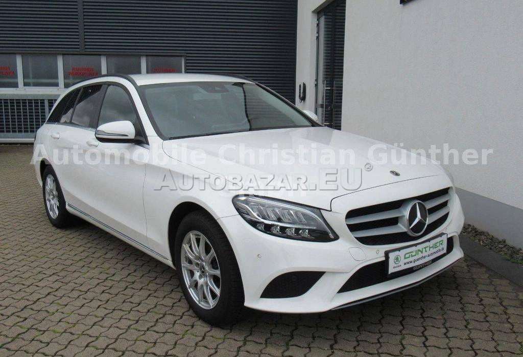 Mercedes-Benz C trieda Kombi 220 d A/T