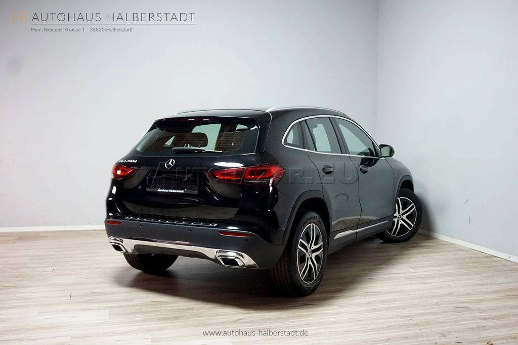 Mercedes-Benz GLA 200 d A/T