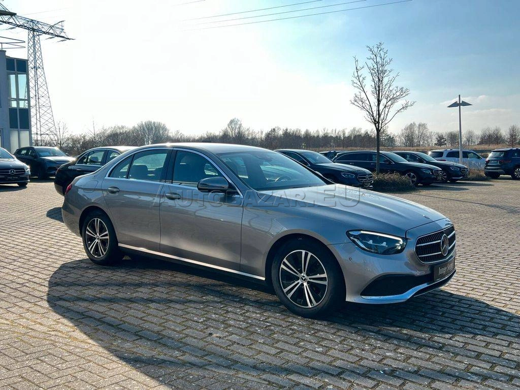 Mercedes-Benz E trieda Sedan 200 d A/T