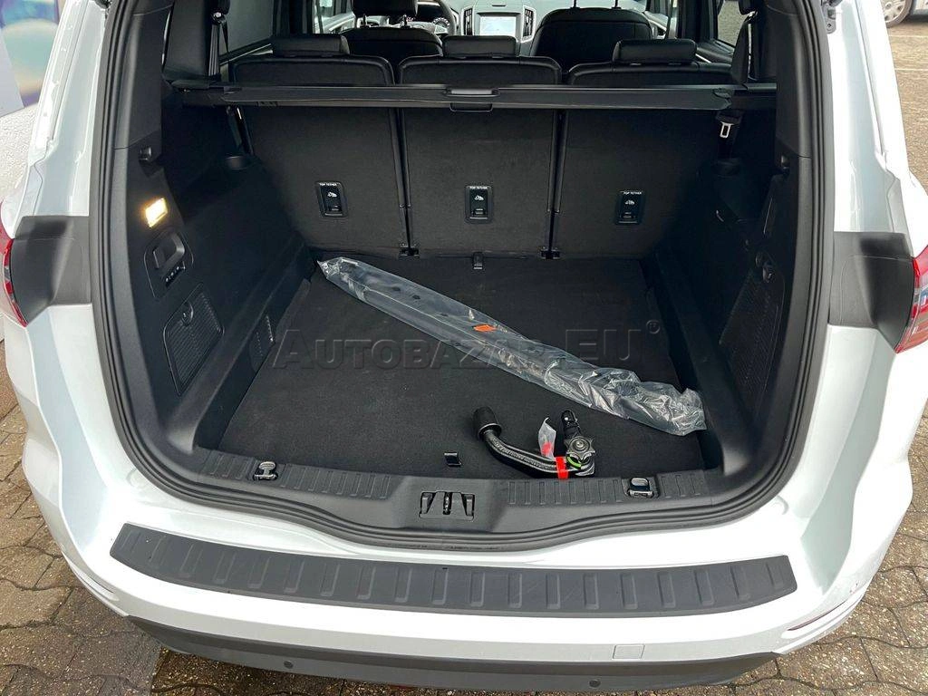 Ford S-Max ST - Line