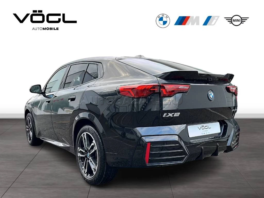 BMW iX2 xDrive30 M Sport