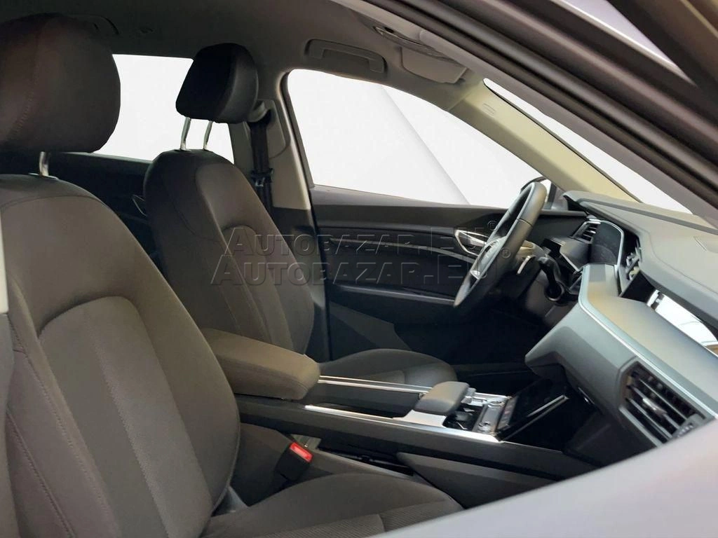 Audi e-tron 50 quattro