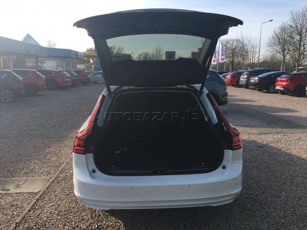 Volvo V90 V 90 B4 Momentum Pro