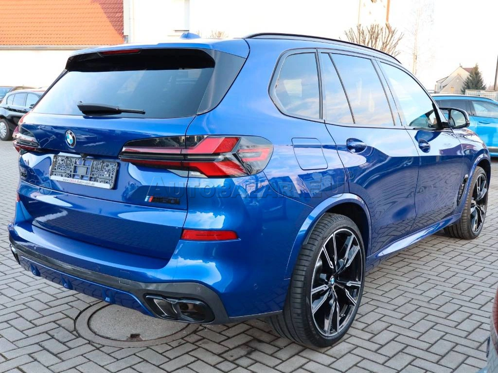 BMW X5 xDrive M60i mHEV A/T