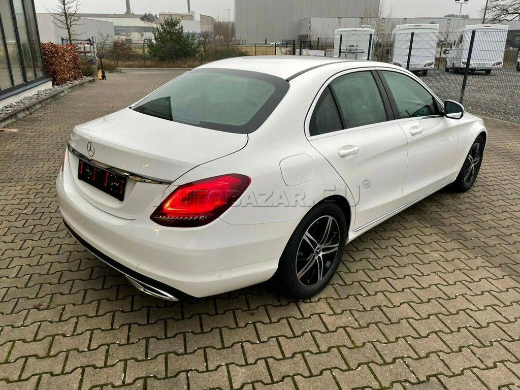 Mercedes-Benz C trieda Sedan 220 d A/T