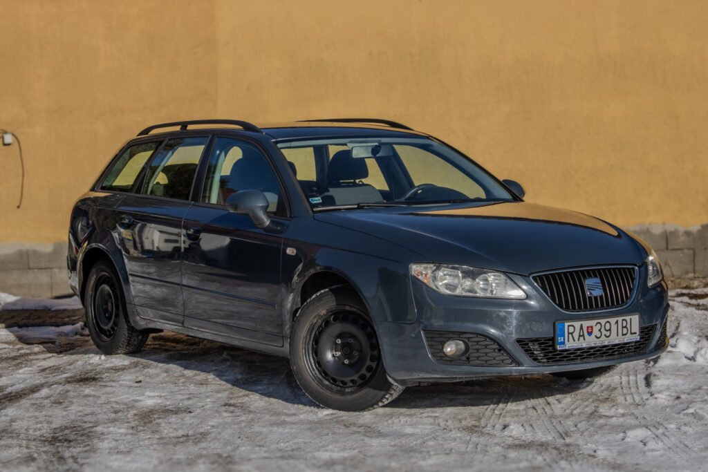 SEAT Exeo