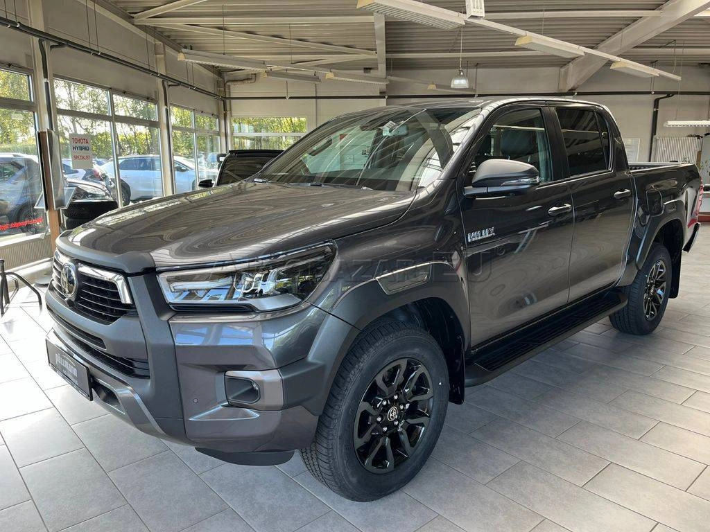 Toyota Hilux DC 2.8 I D-4D Invincible 4x4 A/T