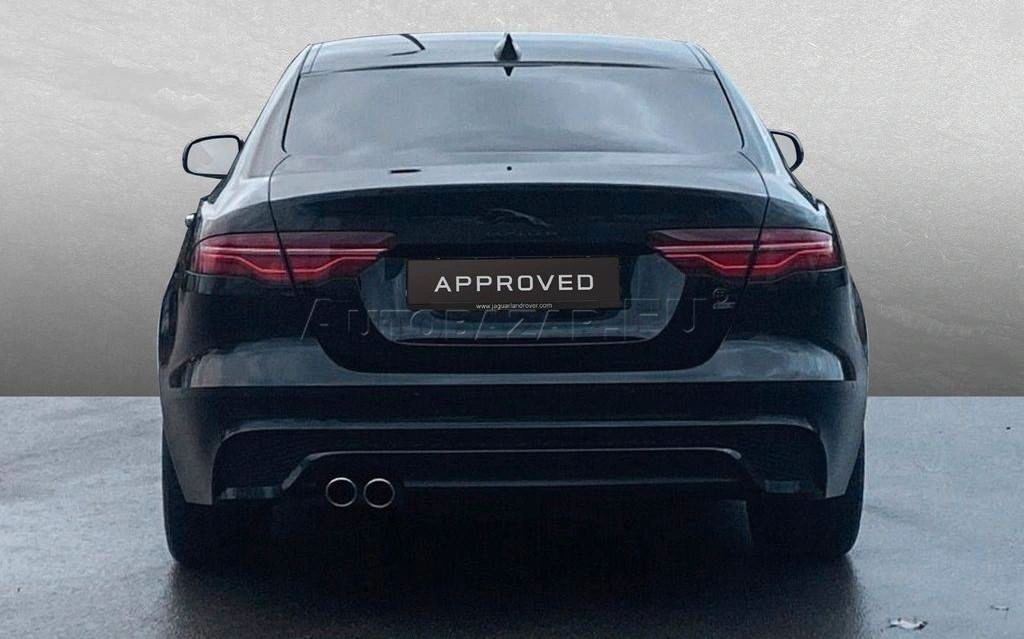 Jaguar XE 2.0D I4 D200 R-Dynamic Black AWD A/T
