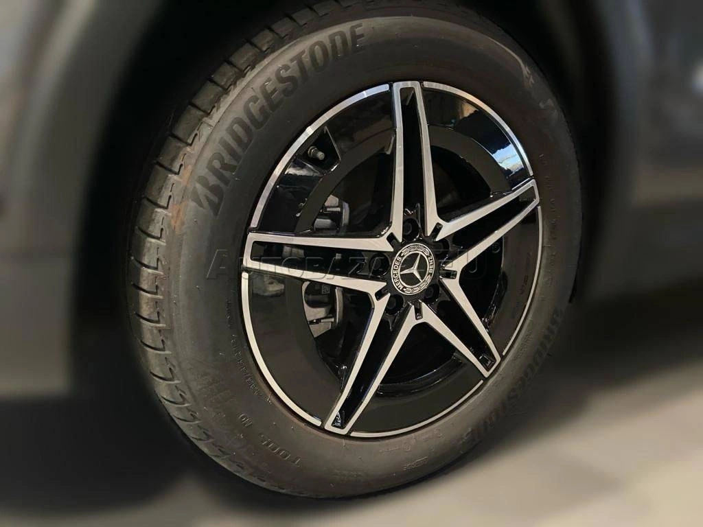 Mercedes-Benz EQB 250+