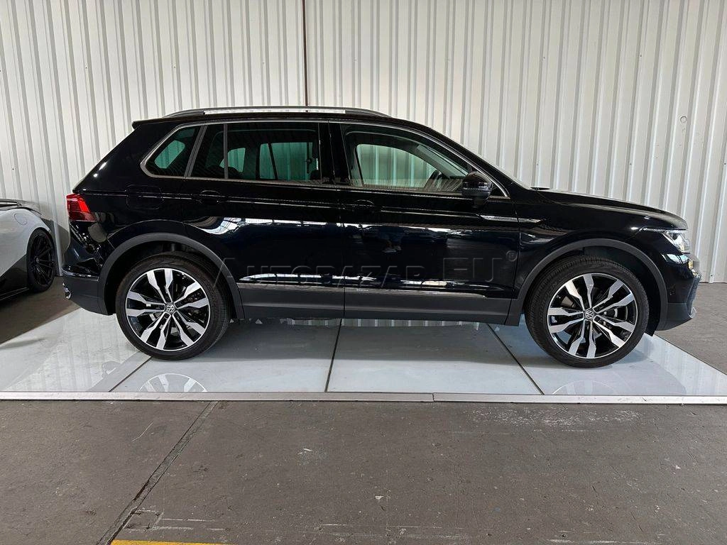 Volkswagen Tiguan 2.0 TSI Elegance 4Motion DSG