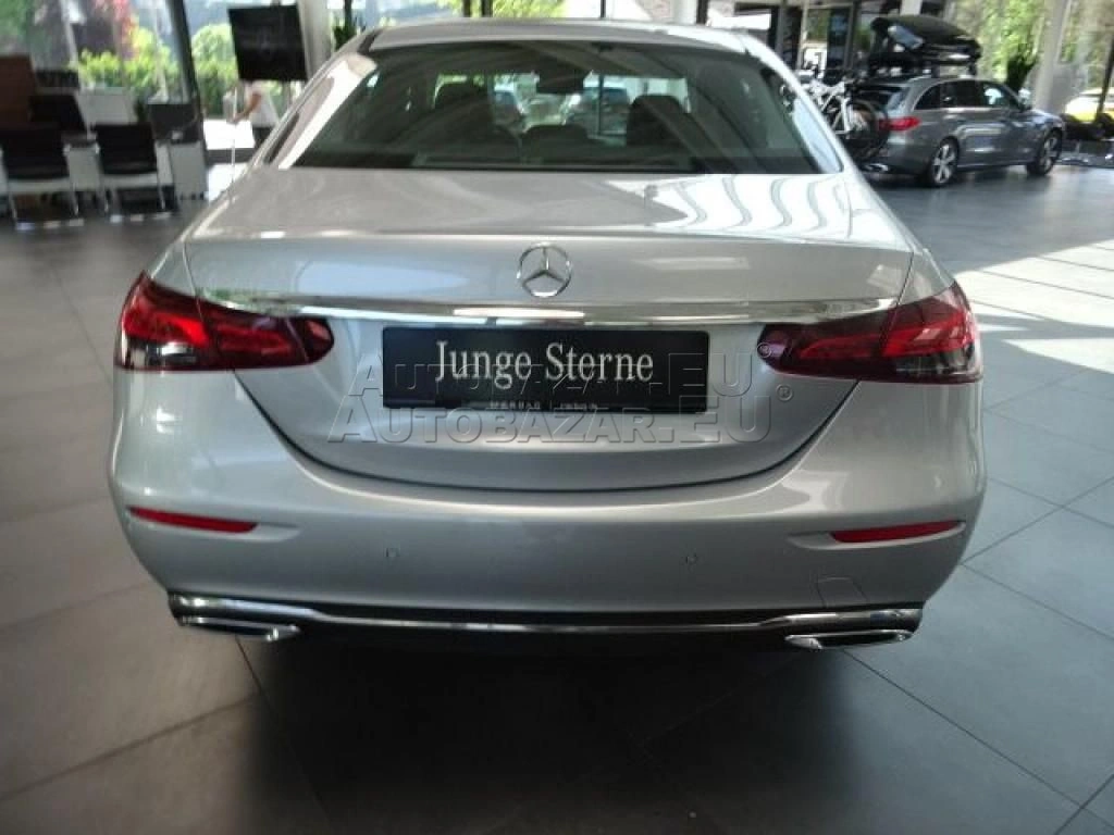 Mercedes E trieda 220 d A/T