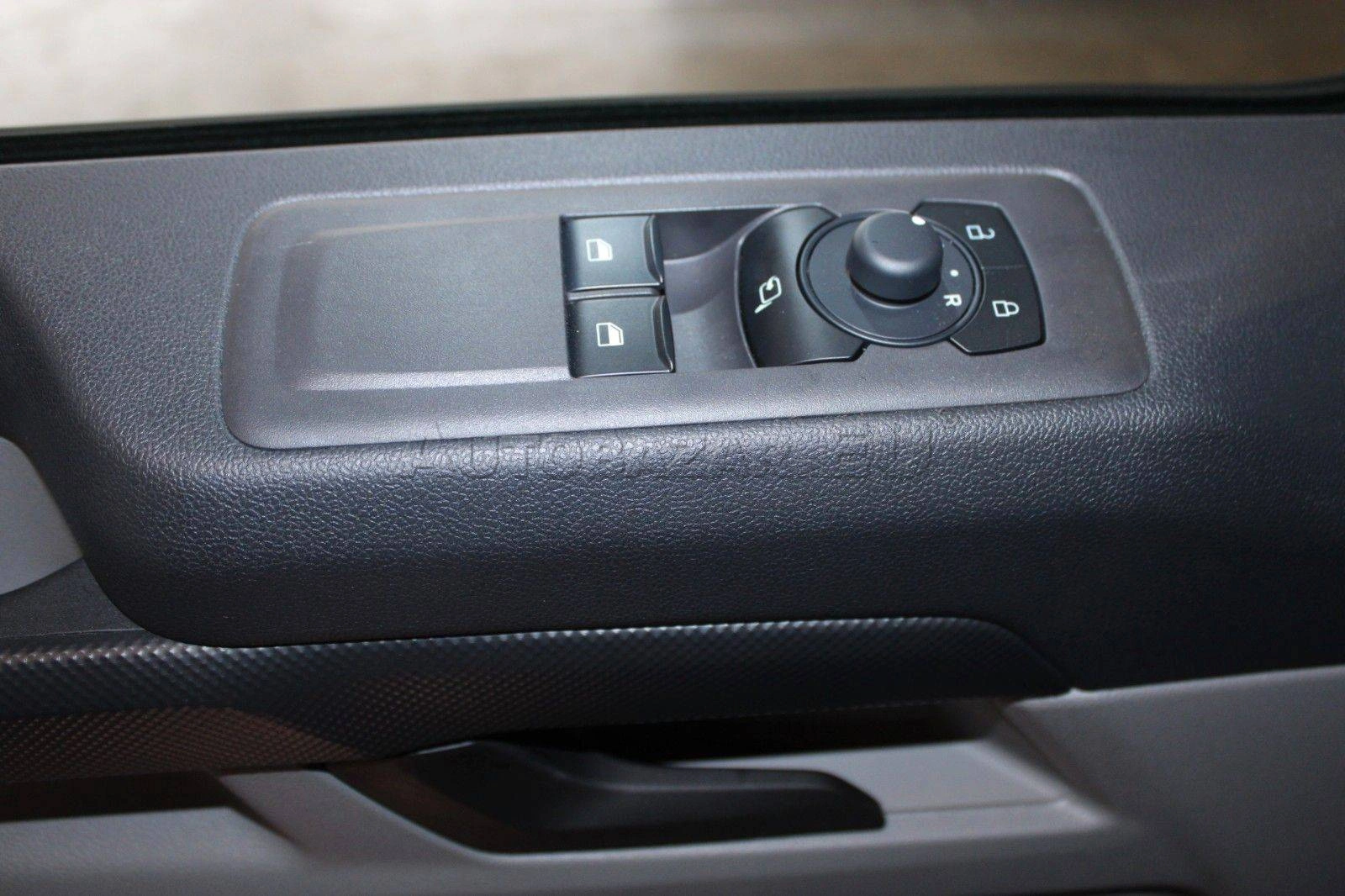 Ford Transit Custom 2024 na predaj – fotografia 24
