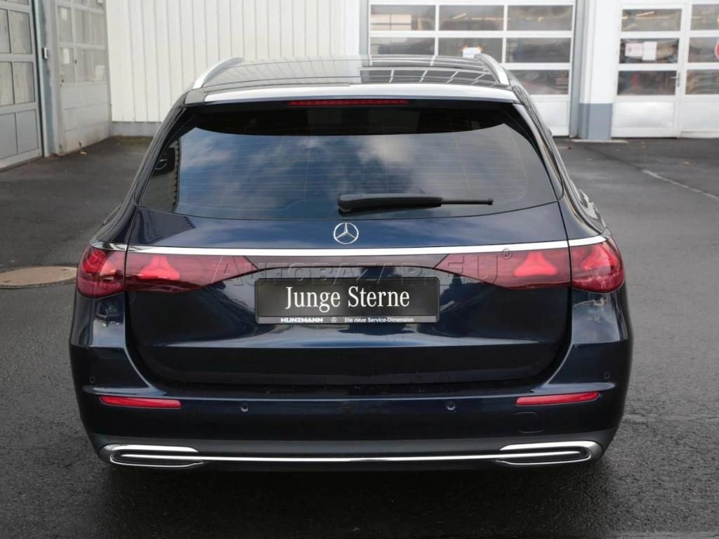 Mercedes-Benz E trieda Kombi 220 d mHEV A/T