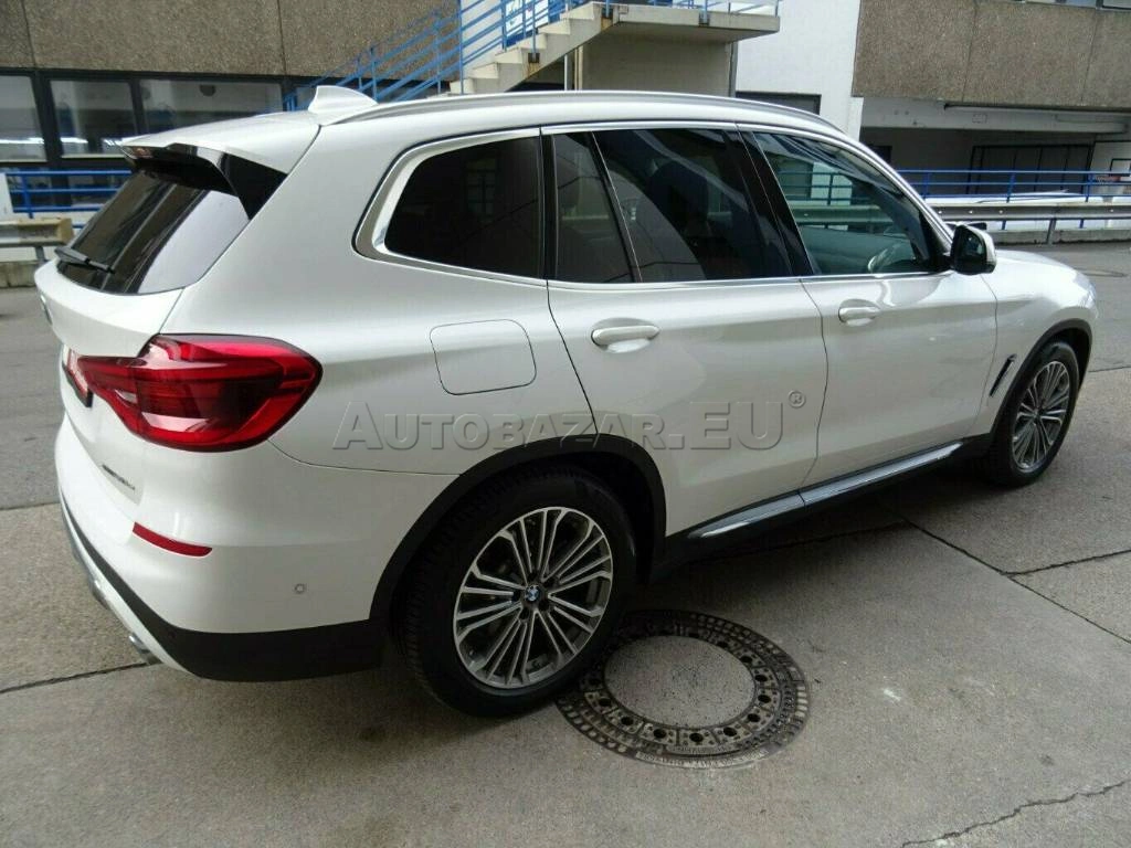 BMW X3 xDrive 30e Luxury Line
