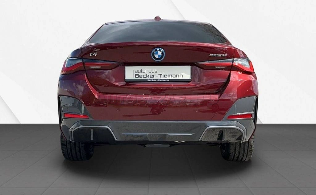 BMW i4 eDrive35