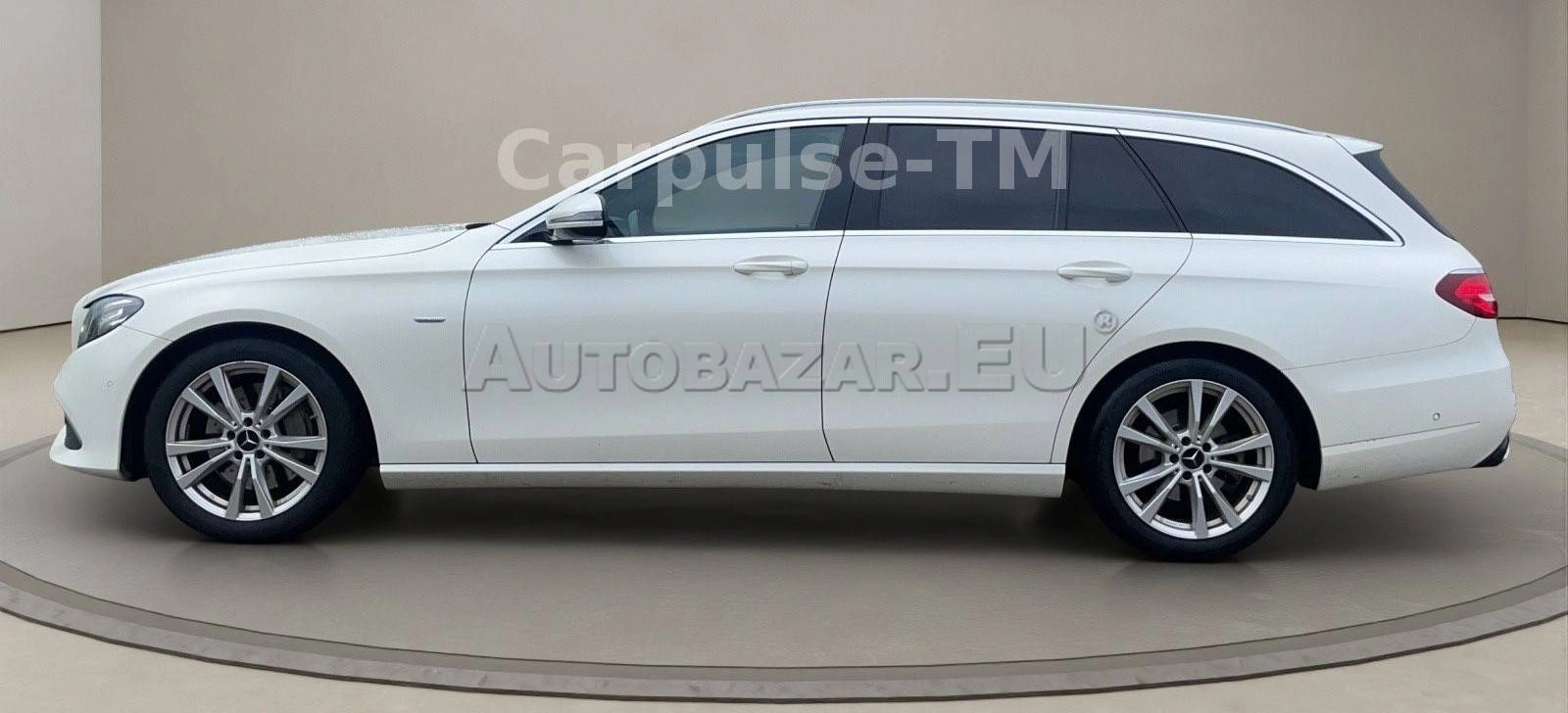 Mercedes-Benz E trieda Kombi 300 d A/T