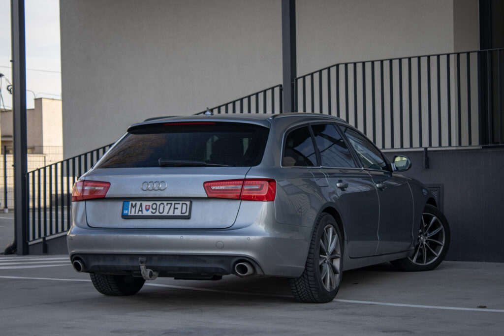 Audi A6 Avant