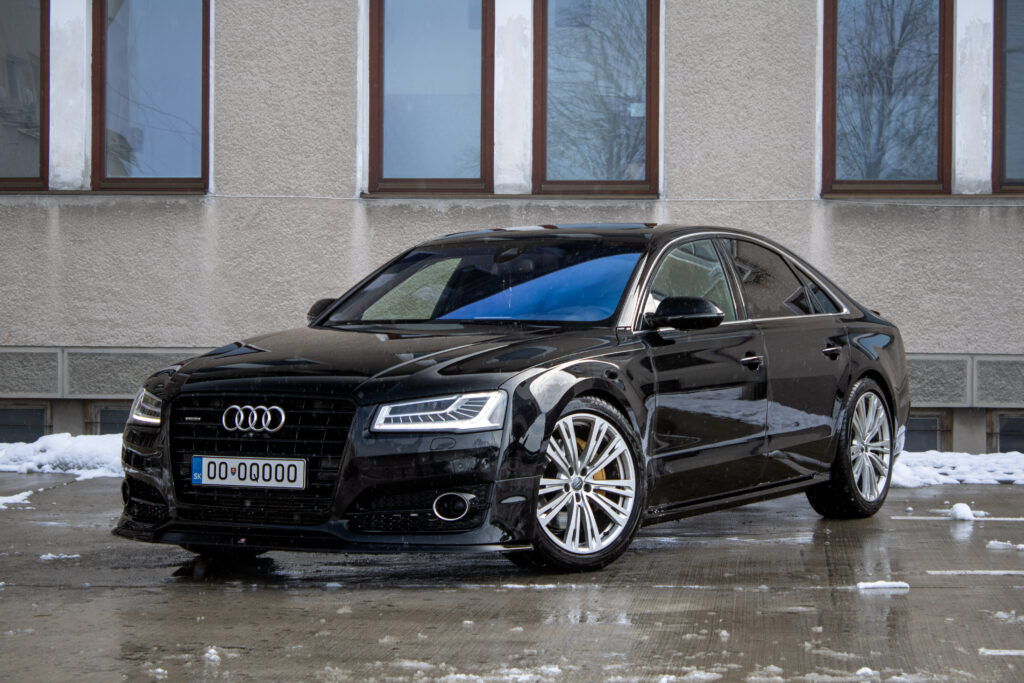 Audi A8