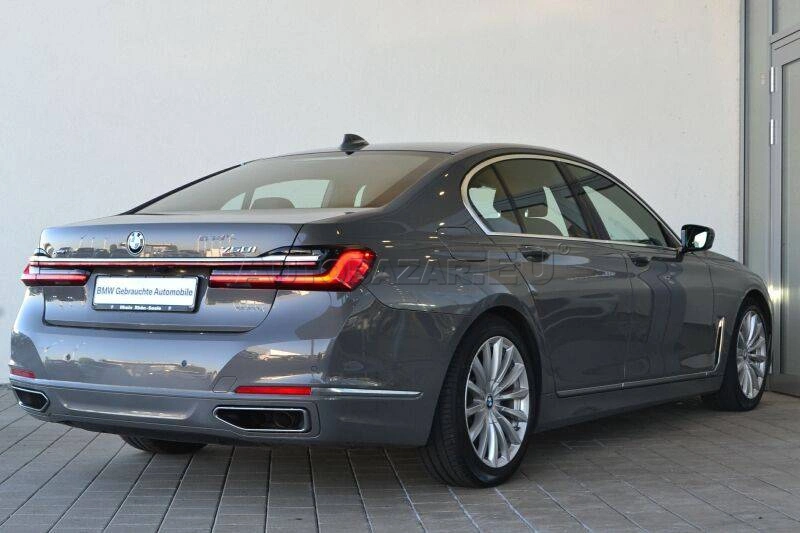 BMW Rad 7 750Li xDrive A/T