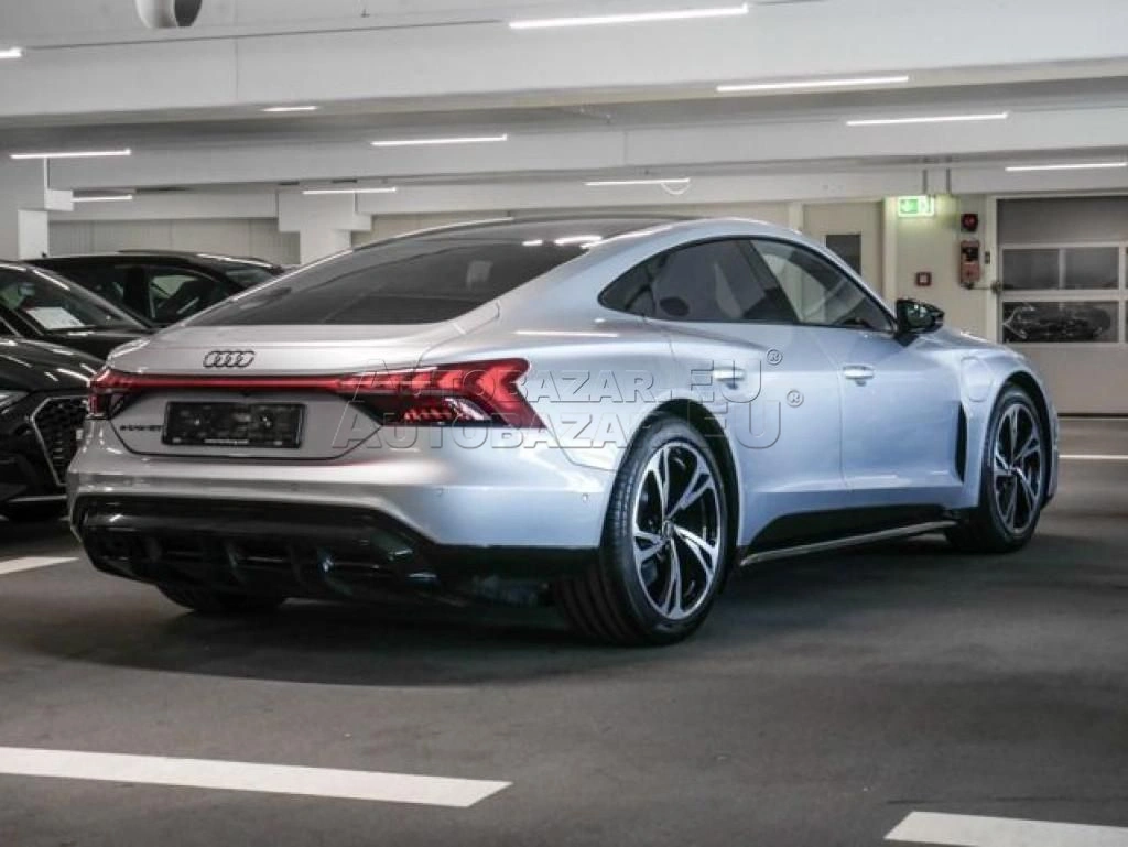 Audi e-tron GT Sedan 350kw Automat