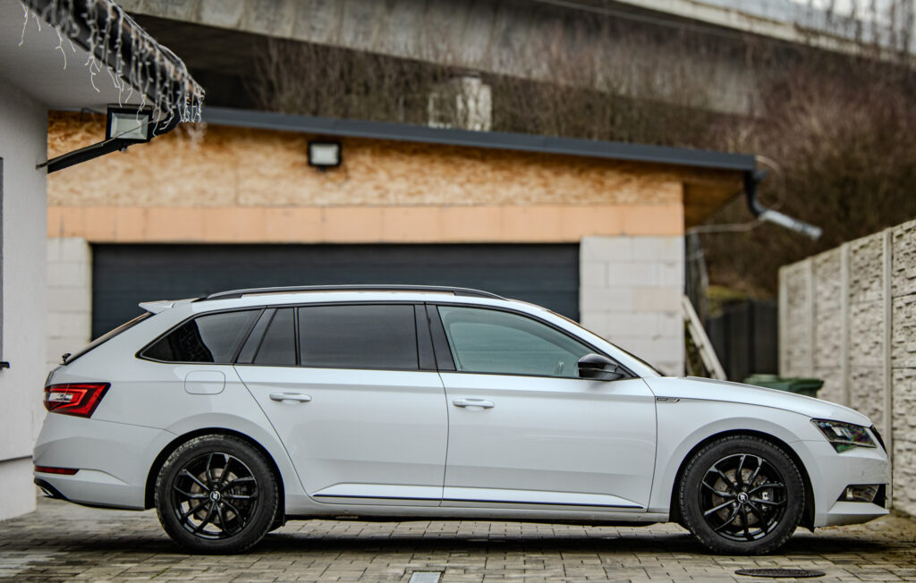 Škoda Superb Combi
